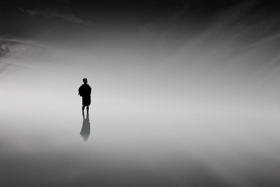 Daytime long exposure photography: how to shoot a minimalist black and white landscape