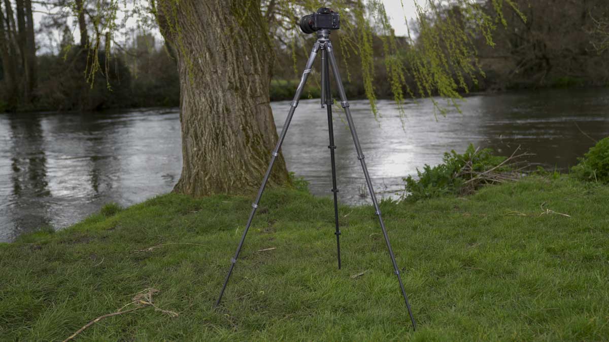 NEEWER TP62 62" Carbon Fiber Travel Tripod review